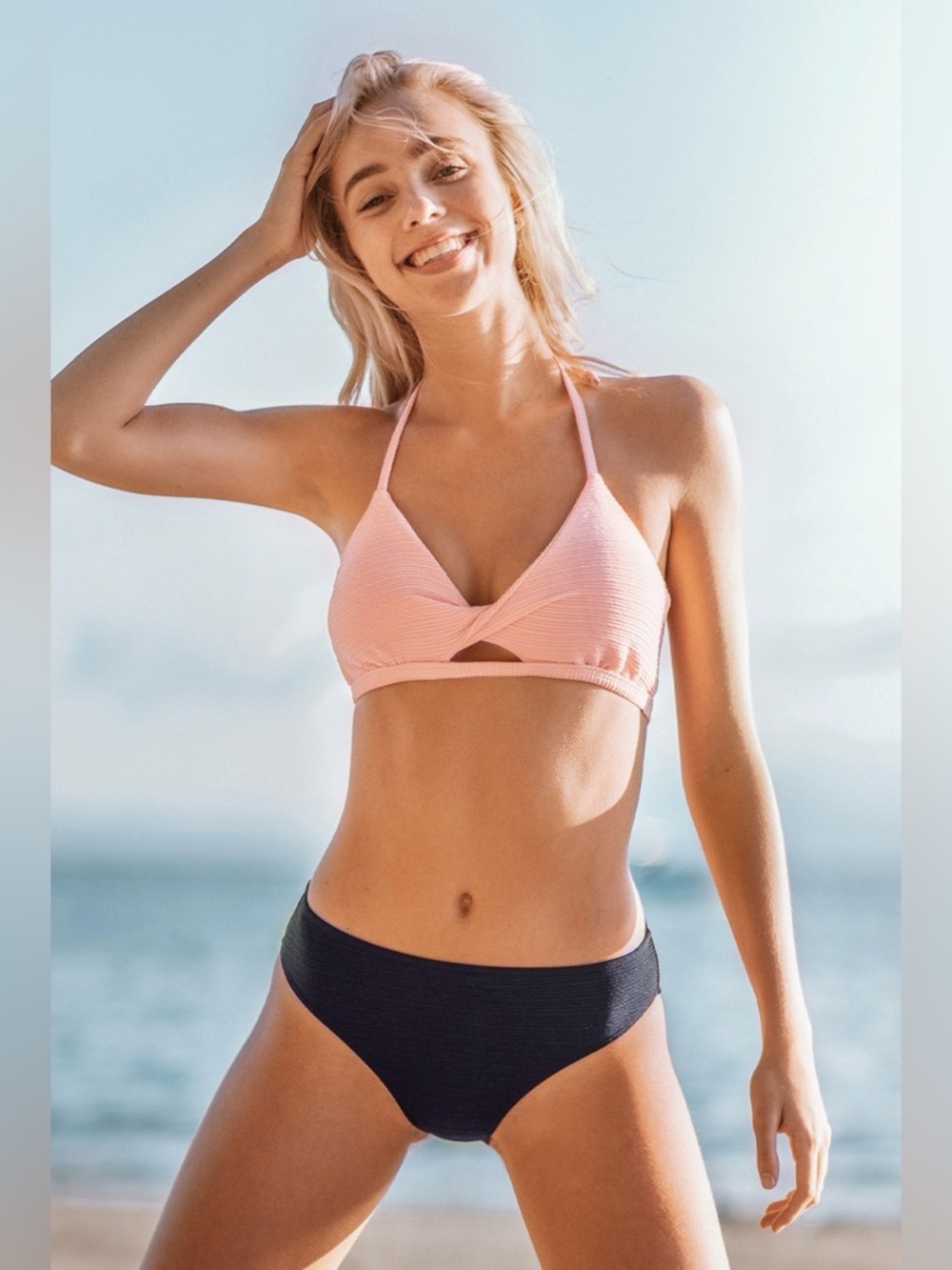 Cupshe Textured Pink and Navy Halter Bikini